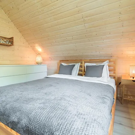 Holiday home Dom Na Mazurach Nad Jeziorem Isag Pora Jeziora Pelnik