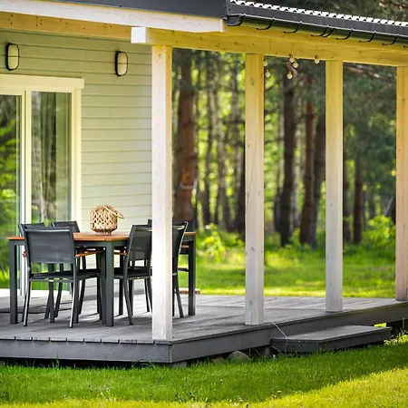 Holiday home Dom Na Mazurach Nad Jeziorem Isag Pora Jeziora *